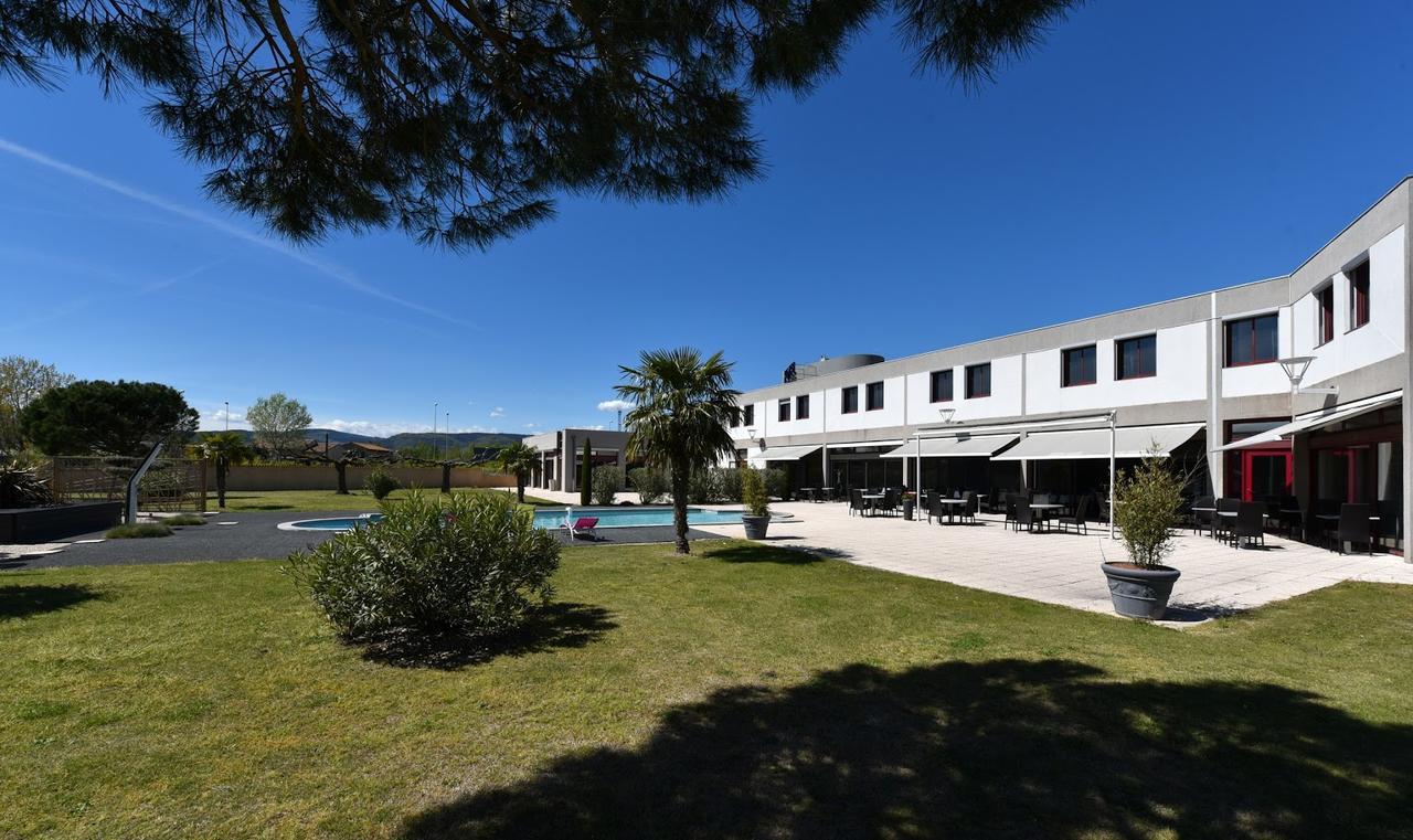 Sous Les Pins Hotel Étoile-sur-Rhône Bagian luar foto